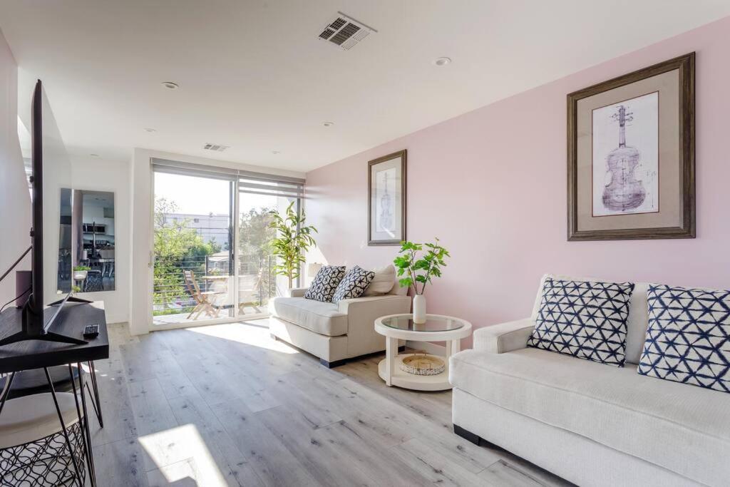 Ferienhaus Stunning Hollywood Townhouse With Sunny Views *